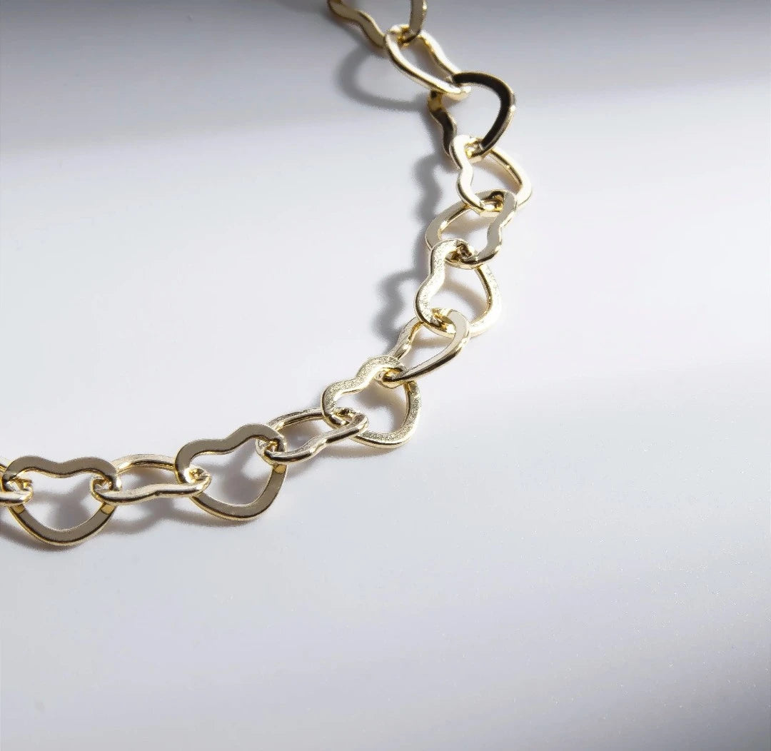 Pulseira Corações Entrelaçados