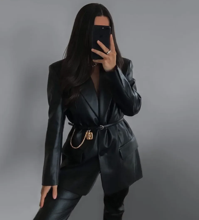 Blazer em Couro Zagriv