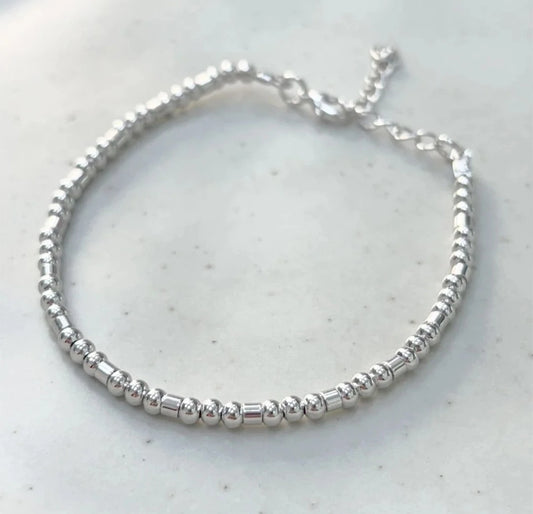 Pulseira Mini Esferas Canutilhos