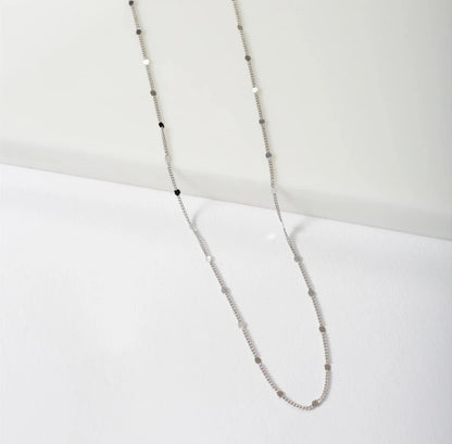 Colar Longo Minimalista