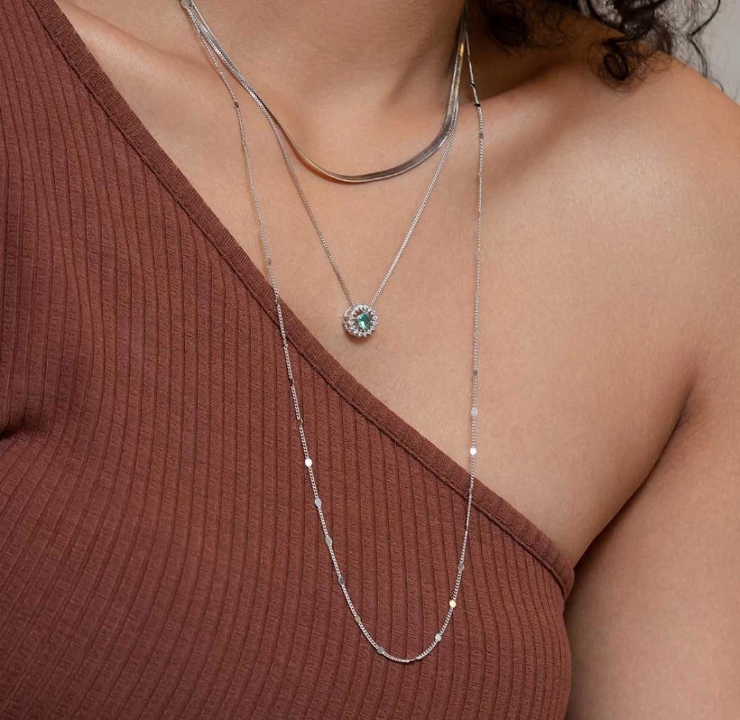 Colar Longo Minimalista